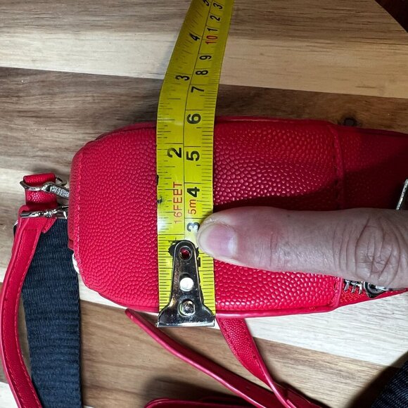 Steve Madden Allie Heart Charm Crossbody Bag w/ Detachable Pouch Lipstick Red - Picture 11 of 11